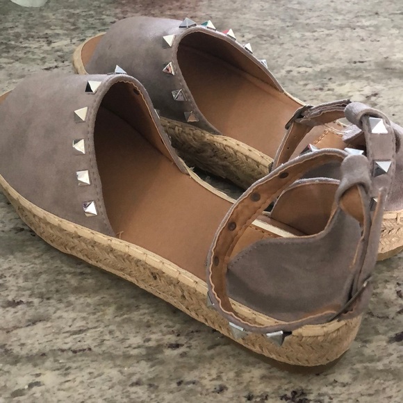 Espadrilles - Picture 5 of 5